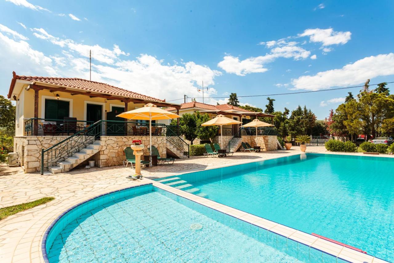 Dukes Poolside Houses Parálion Ástros Exterior photo