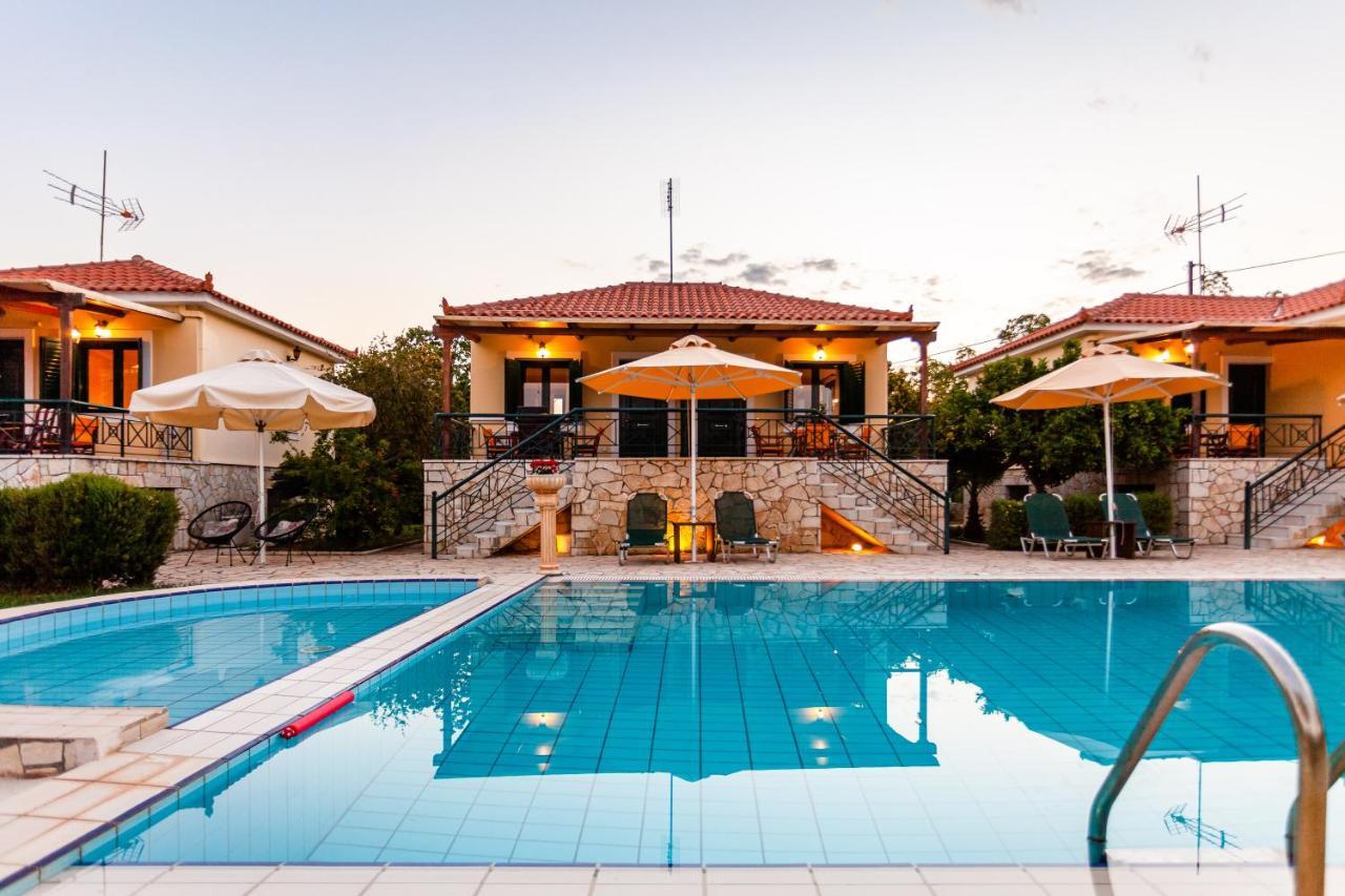 Dukes Poolside Houses Parálion Ástros Exterior photo
